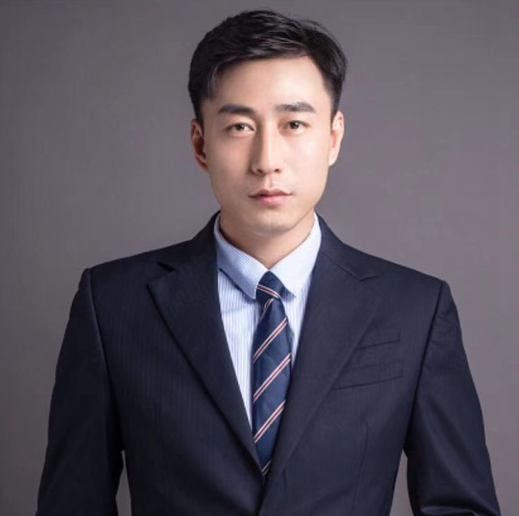 陈中兰 视觉与舞美负责人